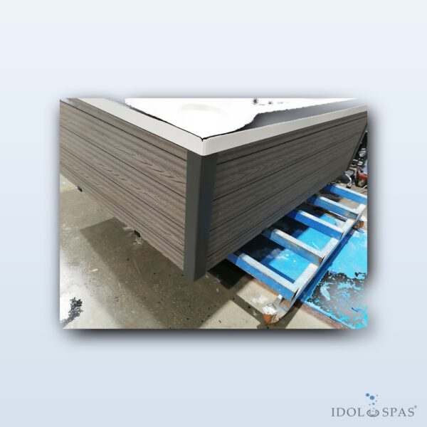 Whirlpool Corall Imperial für 3 Personen (216×150×74 cm) - Obrázek 3