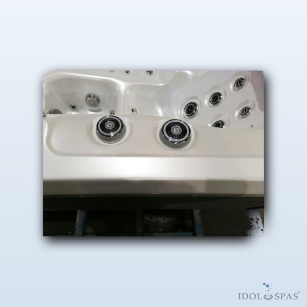 Whirlpool Corall Imperial für 3 Personen (216×150×74 cm) - Obrázek 13
