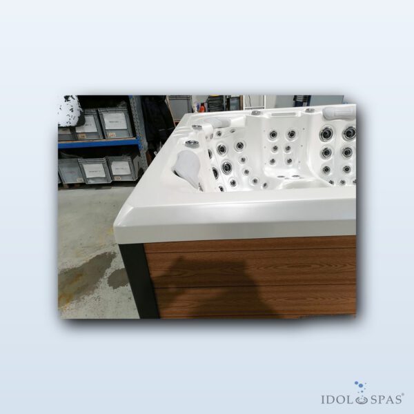 Whirlpool Marlin Geometric für 5 Personen (200×200×92 cm) - Obrázek 19
