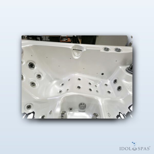 Whirlpool Corall Imperial für 3 Personen (216×150×74 cm) - Obrázek 27