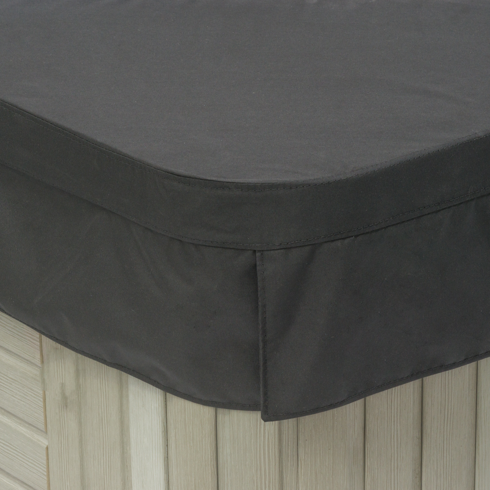Abdeckung 92" x 92" (234 x 234 cm) – Eckenradius 7" (18 cm)