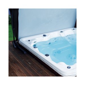 CoverMate III DeckMount – hydraulický zvedák krytu pro zapuštěné vířivky